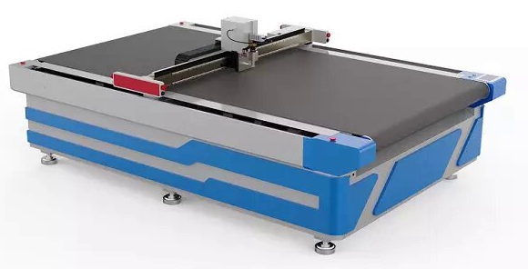 Режущий плоттер XP-1610C